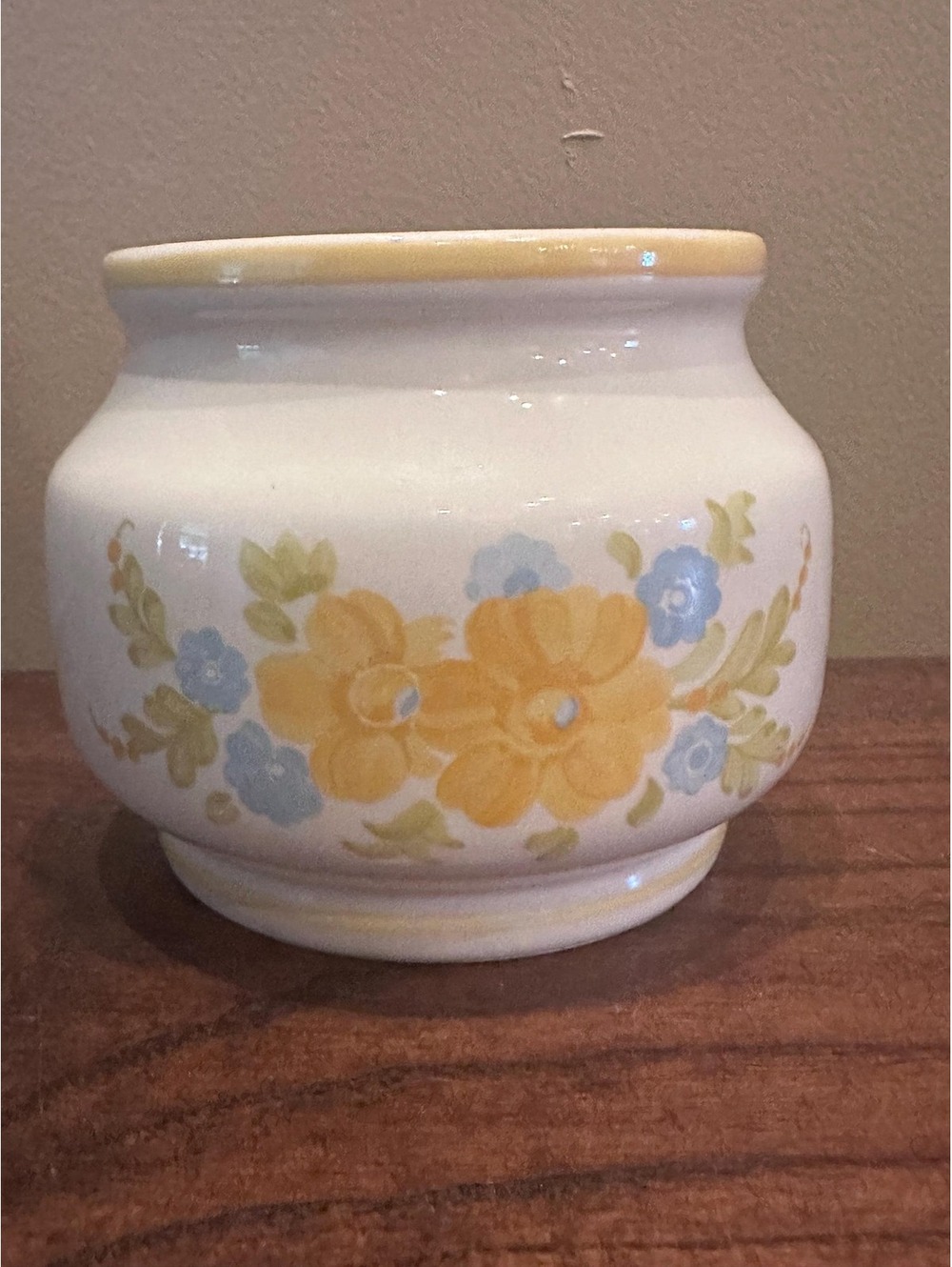Vintage FTDA 1981 Yellow & Blue Floral Planter
